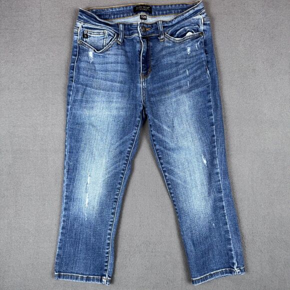 Judy Blue Capri Jeans 7/28 Distress 5 Pocket Mom Jean JB82153MD - Picture 2 of 10